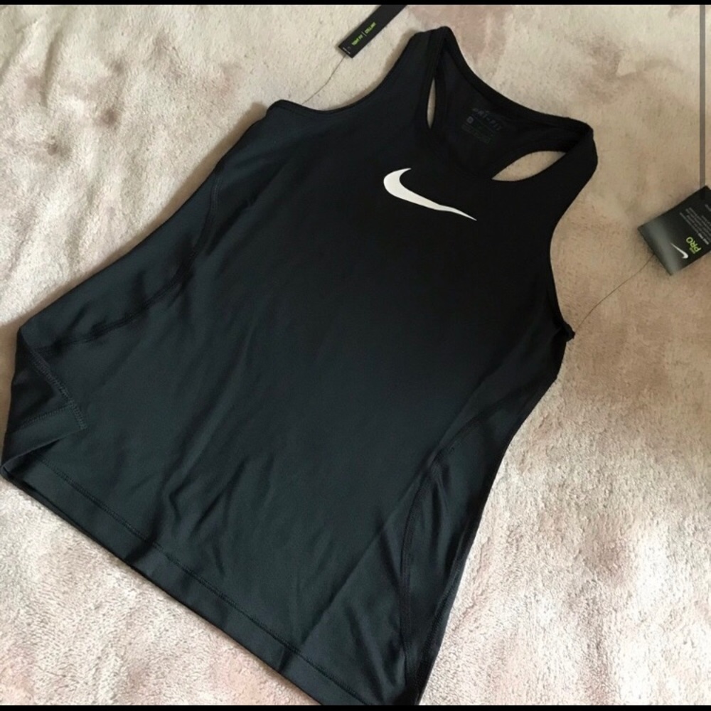 Nike tank